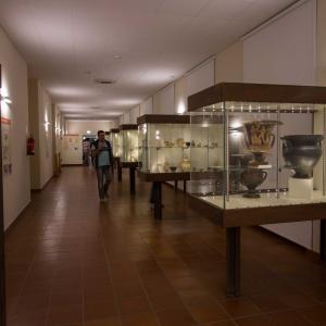 l'immagine di un museo archeologico italiano l'immagine di un museo archeologico italiano