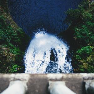 <span>Photo by <a href="https://unsplash.com/@arstyy?utm_source=unsplash&utm_medium=referral&utm_content=creditCopyText">Austin Neill</a> on <a href="https://unsplash.com/s/photos/water-risk?utm_source=unsplash&utm_medium=referral&utm_content=creditCopyText">Unsplash</a></span> Rischio idrogeologico