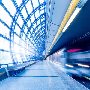 Photo by <a href="https://unsplash.com/@jeshoots?utm_source=unsplash&utm_medium=referral&utm_content=creditCopyText">JESHOOTS.COM</a> on <a href="https://unsplash.com/s/photos/transport?utm_source=unsplash&utm_medium=referral&utm_content=creditCopyText">Unsplash</a> Mobilità sostenibile