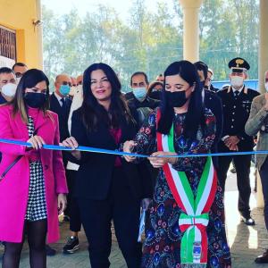 la sindaca di Arborea, Manuela Pintus, con le assessore regionali dell'industria, Anita Pili, e dell'agricoltura, Gabriella Murgia la sindaca di Arborea, Manuela Pintus, con le assessore regionali dell'industria, Anita Pili, e dell'agricoltura, Gabriella Murgia