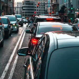 Automobili