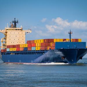 Nave container