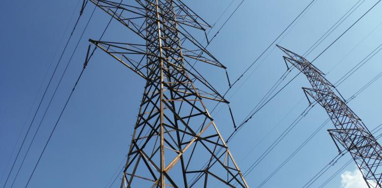 tralicci energia 