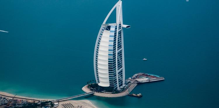 Photo by <a href="https://unsplash.com/@christoph?utm_source=unsplash&utm_medium=referral&utm_content=creditCopyText">Christoph Schulz</a> on <a href="https://unsplash.com/s/photos/dubai?utm_source=unsplash&utm_medium=referral&utm_content=creditCopyText">Unsplash</a> Innovazione