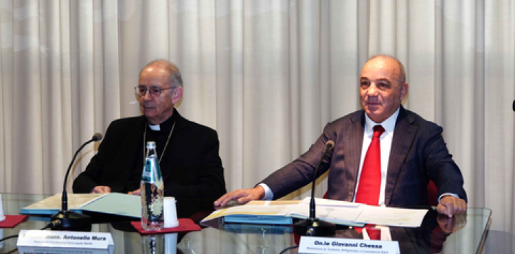 Gianni Chessa, assessore regionale del Turismo, e monsignor Antonello Mura, presidente della Conferenza episcopale sarda Gianni Chessa, assessore regionale del Turismo, e monsignor Antonello Mura, presidente della Conferenza episcopale sarda