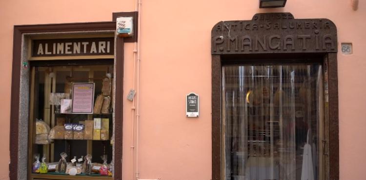 Salumeria Mangatia